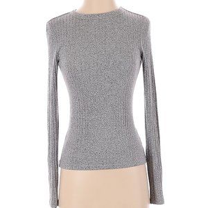 BP Thin Gray long Sleeve Sweater